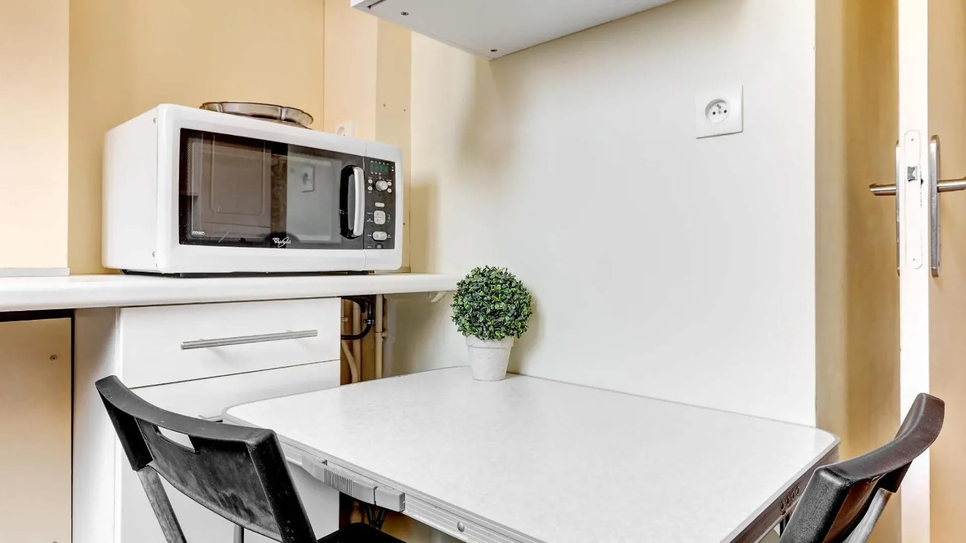 Studio 2P Rue Nationale Paris